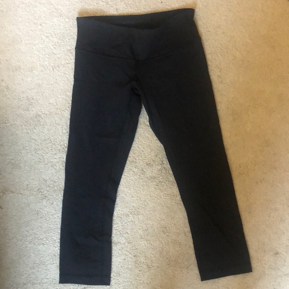 Lululemon cropped leggings